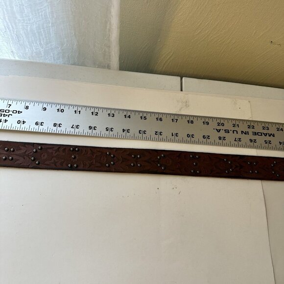 Levi Straus Signature Belt Women Size Large Brown Leather Buckle Studs 34 in - Picture 4 of 10